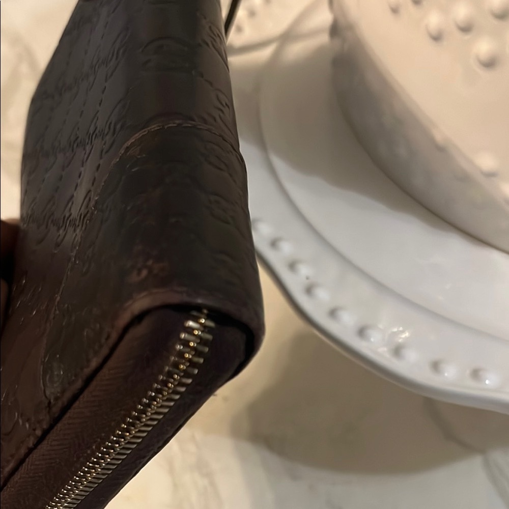 Gucci Long Brown Embossed Zip Wallet - Picture 8 of 11